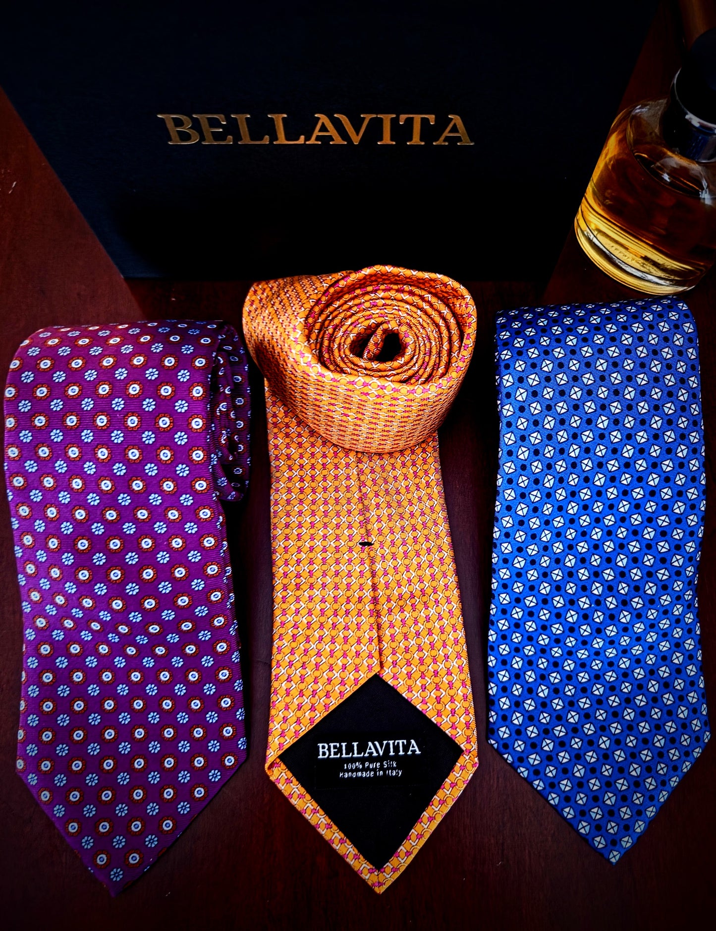 100% Italian Silk Tie - Handmade in Italy - Blue Print 108
